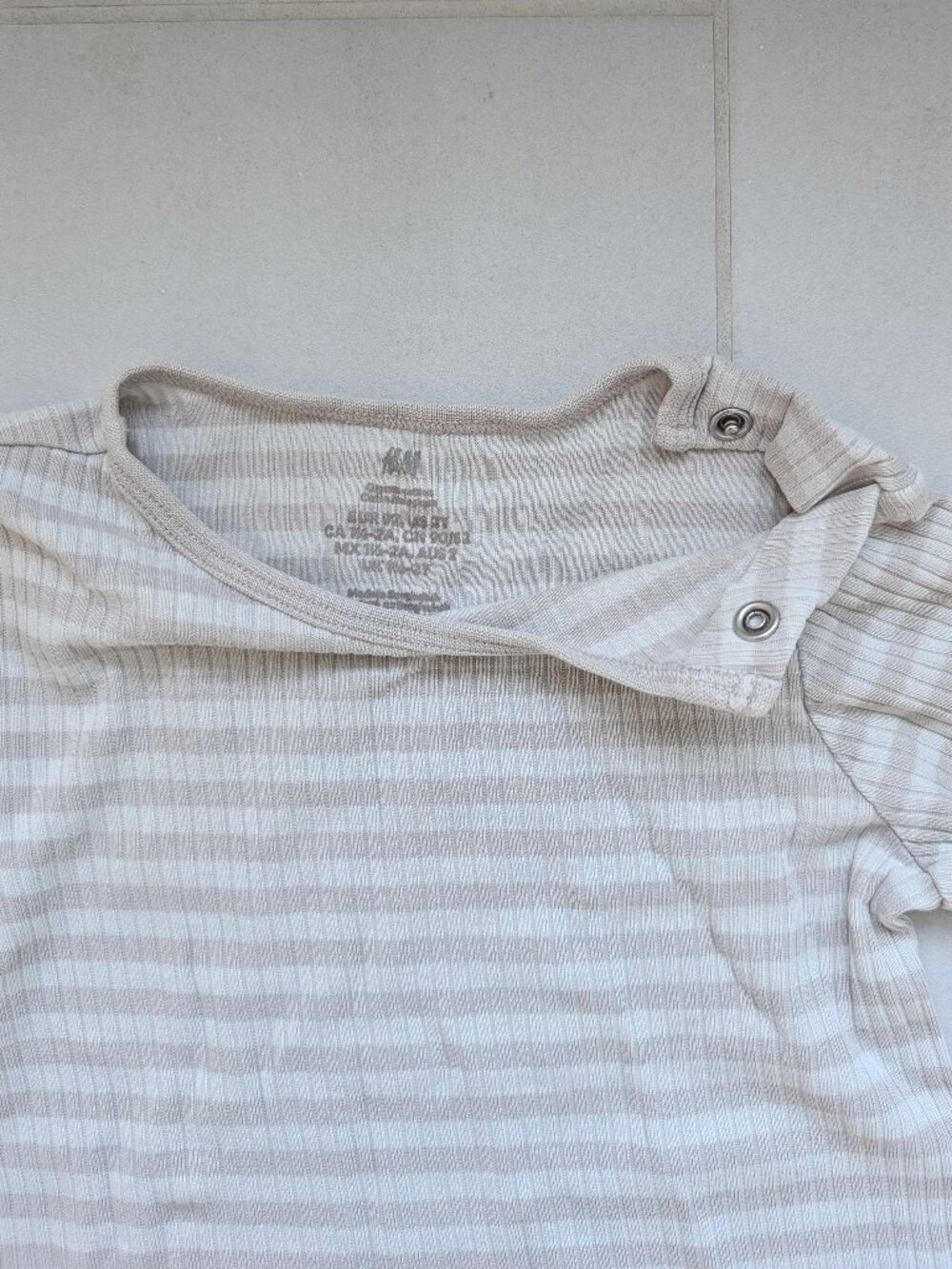 (4/$20) H&M - Ribbed Cotton Set - Picture 5 of 8